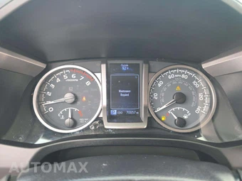 2021 Toyota Tacoma SR5 Crew Cab Medium Bed - miniatura 9