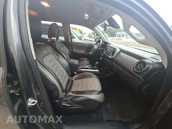 2021 Toyota Tacoma SR5 Crew Cab Medium Bed - miniatura 18