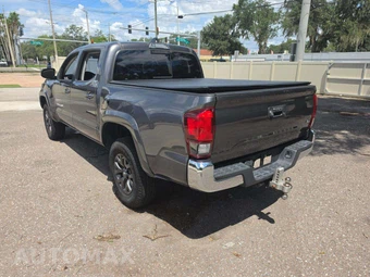 2021 Toyota Tacoma SR5 Crew Cab Medium Bed - miniatura 2
