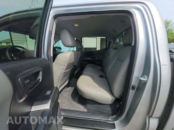 2021 Toyota Tacoma SR5 Crew Cab Medium Bed - miniatura 10