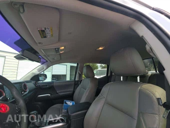 2021 Toyota Tacoma SR5 Crew Cab Medium Bed - miniatura 8