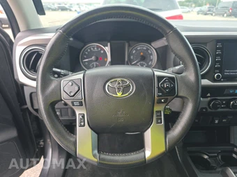 2021 Toyota Tacoma SR5 Crew Cab Medium Bed - miniatura 10