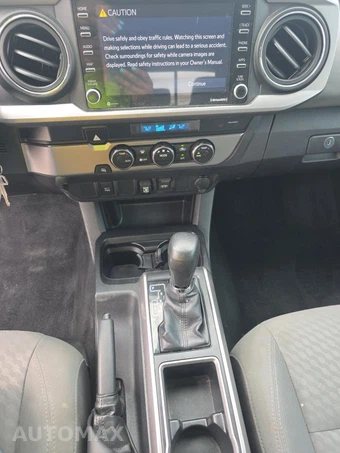 2021 Toyota Tacoma SR5 Crew Cab Medium Bed - miniatura 11
