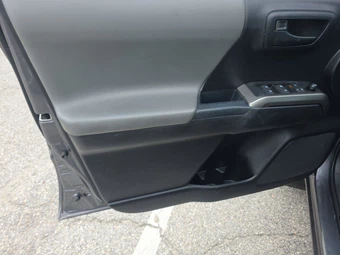 2021 Toyota Tacoma SR5 Crew Cab Medium Bed - miniatura 9