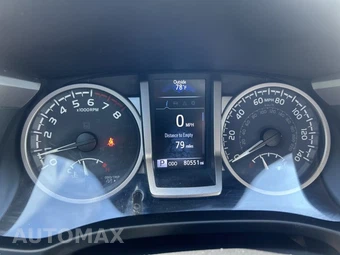 2021 Toyota Tacoma SR5 Crew Cab Medium Bed - miniatura 18