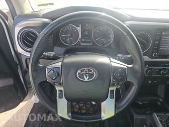2021 Toyota Tacoma SR5 Crew Cab Medium Bed - miniatura 10