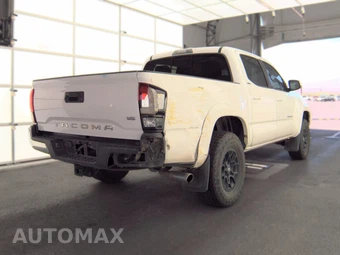 2021 Toyota Tacoma SR5 Crew Cab Medium Bed - miniatura 4