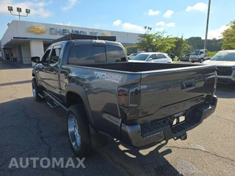 2021 Toyota Tacoma TRD Off-Road Crew Cab Long Bed - miniatura 2