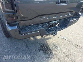 2021 Toyota Tacoma TRD Off-Road Crew Cab Long Bed - miniatura 24