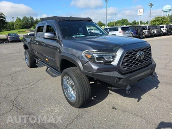 2021 Toyota Tacoma TRD Off-Road Crew Cab Long Bed - miniatura 4