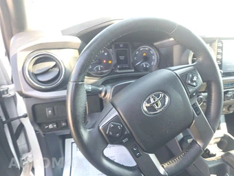 2021 Toyota Tacoma TRD Off-Road Crew Cab Long Bed - miniatura 10
