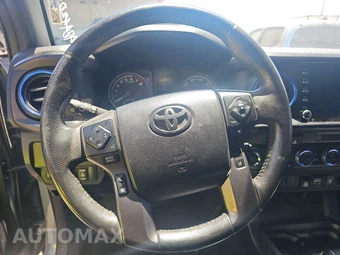 2021 Toyota Tacoma TRD Off-Road Crew Cab Medium Bed - miniatura 10
