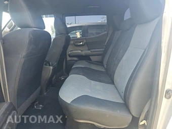 2021 Toyota Tacoma TRD Off-Road Crew Cab Medium Bed - miniatura 13