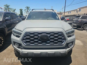 2021 Toyota Tacoma TRD Off-Road Crew Cab Medium Bed - miniatura 2