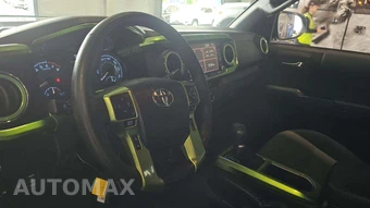 2021 Toyota Tacoma TRD Off-Road Crew Cab Medium Bed - miniatura 24
