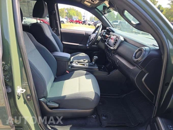 2021 Toyota Tacoma TRD Off-Road Crew Cab Medium Bed - miniatura 15