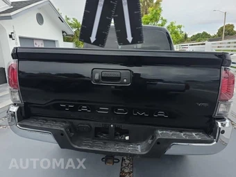 2021 Toyota Tacoma TRD Off-Road Crew Cab Medium Bed - miniatura 21