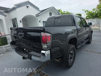 2021 Toyota Tacoma TRD Off-Road Crew Cab Medium Bed - miniatura 4