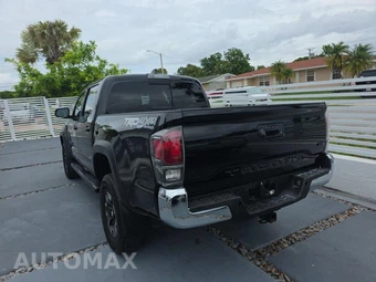 2021 Toyota Tacoma TRD Off-Road Crew Cab Medium Bed - miniatura 6