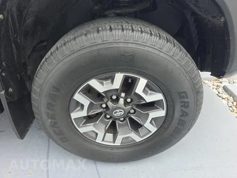 2021 Toyota Tacoma TRD Off-Road Crew Cab Medium Bed - miniatura 9