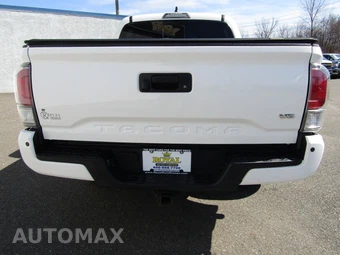 2021 Toyota Tacoma TRD Off-Road Crew Cab Medium Bed - miniatura 12