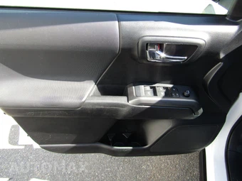 2021 Toyota Tacoma TRD Off-Road Crew Cab Medium Bed - miniatura 13