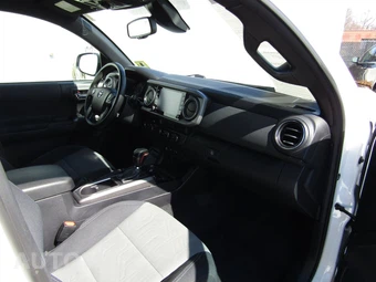 2021 Toyota Tacoma TRD Off-Road Crew Cab Medium Bed - miniatura 23