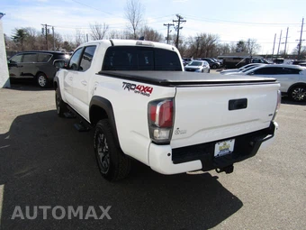 2021 Toyota Tacoma TRD Off-Road Crew Cab Medium Bed - miniatura 5