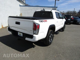 2021 Toyota Tacoma TRD Off-Road Crew Cab Medium Bed - miniatura 7