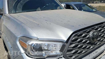 2021 Toyota Tacoma TRD Off-Road Crew Cab Medium Bed - miniatura 24