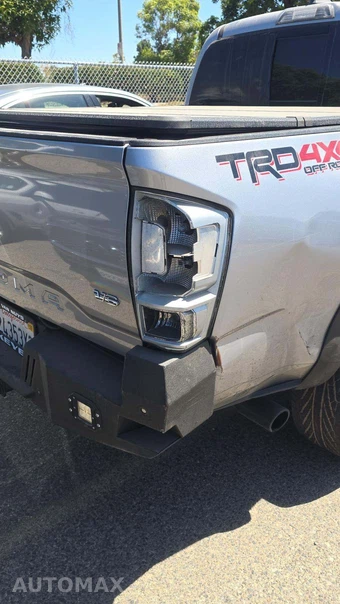 2021 Toyota Tacoma TRD Off-Road Crew Cab Medium Bed - miniatura 40