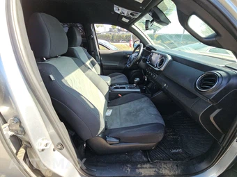 2021 Toyota Tacoma TRD Off-Road Crew Cab Medium Bed - miniatura 8