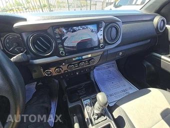 2021 Toyota Tacoma TRD Off-Road Crew Cab Medium Bed - miniatura 10