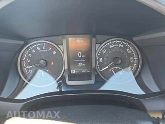 2021 Toyota Tacoma TRD Off-Road Crew Cab Medium Bed - miniatura 9