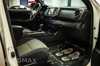 2021 Toyota Tacoma TRD Off-Road Crew Cab Medium Bed - miniatura 11