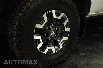 2021 Toyota Tacoma TRD Off-Road Crew Cab Medium Bed - miniatura 3