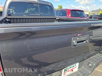 2021 Toyota Tacoma TRD Off-Road Crew Cab Medium Bed - miniatura 26