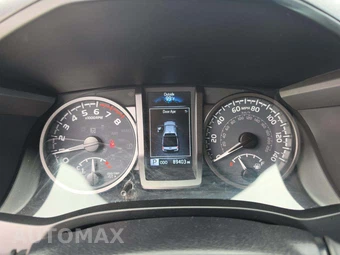 2021 Toyota Tacoma TRD Off-Road Crew Cab Medium Bed - miniatura 9