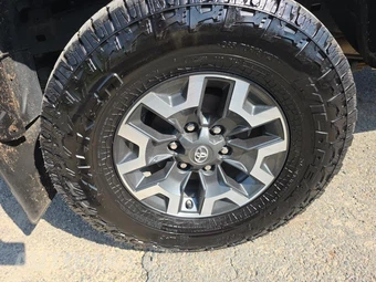 2021 Toyota Tacoma TRD Off-Road Crew Cab Medium Bed - miniatura 10