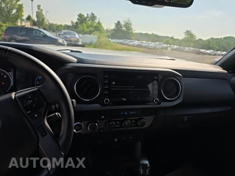 2021 Toyota Tacoma TRD Off-Road Crew Cab Medium Bed - miniatura 14