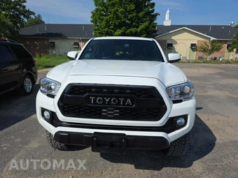 2021 Toyota Tacoma TRD Off-Road Crew Cab Medium Bed - miniatura 2
