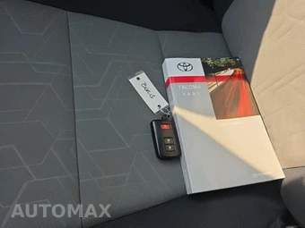 2021 Toyota Tacoma TRD Off-Road Crew Cab Medium Bed - miniatura 21