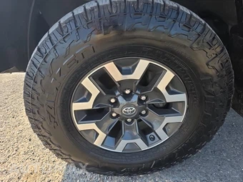 2021 Toyota Tacoma TRD Off-Road Crew Cab Medium Bed - miniatura 8