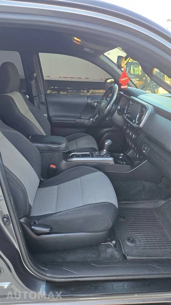 2021 Toyota Tacoma TRD Off-Road Crew Cab Medium Bed - miniatura 15