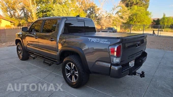 2021 Toyota Tacoma TRD Off-Road Crew Cab Medium Bed - miniatura 5