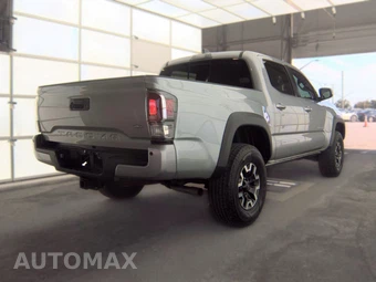 2021 Toyota Tacoma TRD Off-Road Crew Cab Medium Bed - miniatura 4