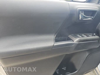 2021 Toyota Tacoma TRD Off-Road Crew Cab Medium Bed - miniatura 9