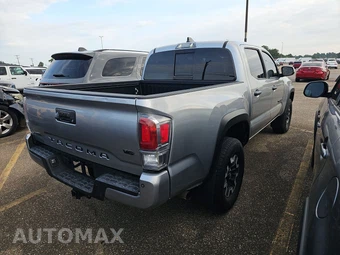 2021 Toyota Tacoma TRD Off-Road Crew Cab Medium Bed - miniatura 4