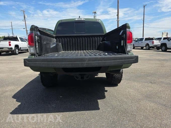 2021 Toyota Tacoma TRD Off-Road Crew Cab Medium Bed - miniatura 11