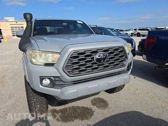 2021 Toyota Tacoma TRD Off-Road Crew Cab Medium Bed - miniatura 2